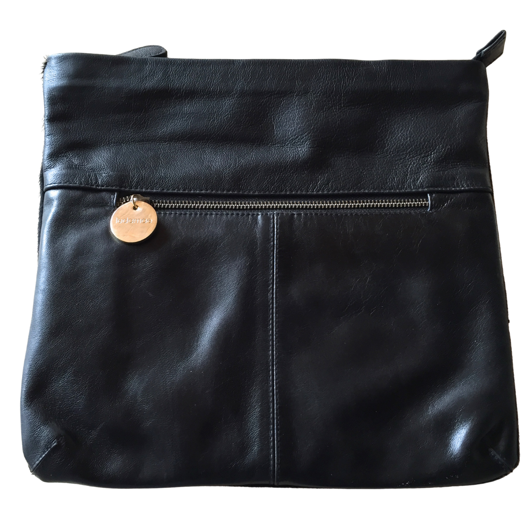 ' MAE ' black leather + cowhide clutch