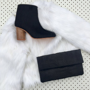 ' CLUTCH ' black clutch